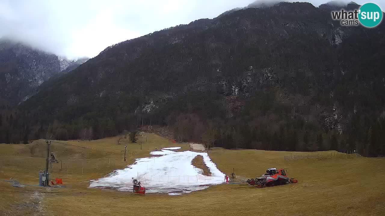 Cámara web en vivo Estación de esquí Log pod Mangartom – Bovec – Eslovenia