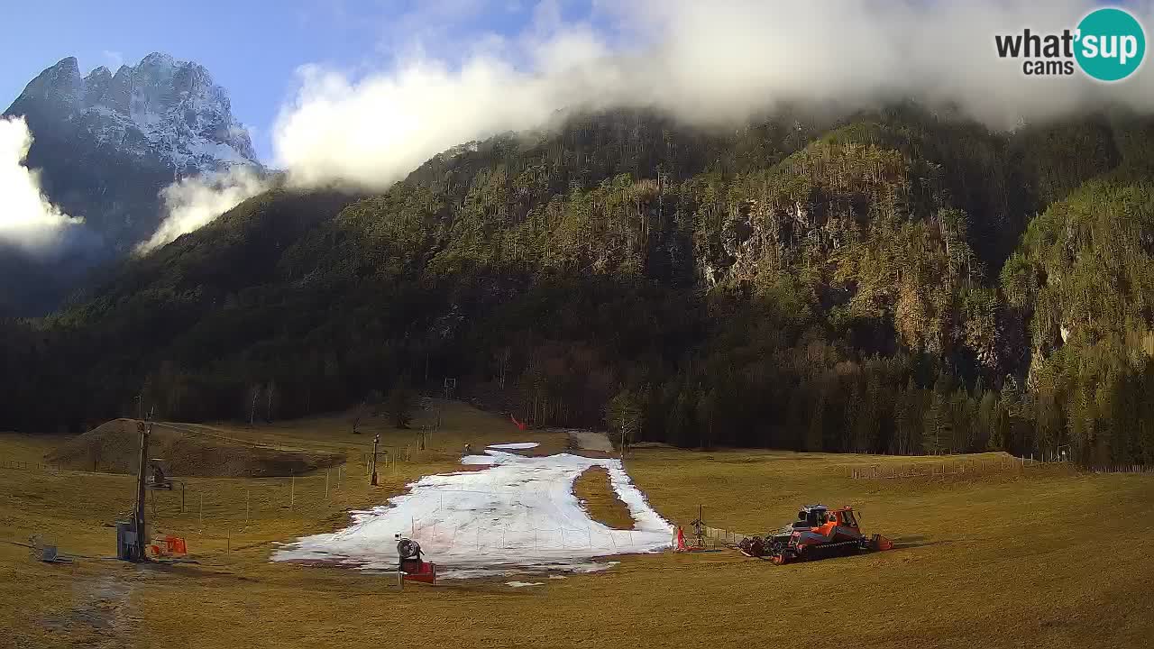 Cámara web en vivo Estación de esquí Log pod Mangartom – Bovec – Eslovenia