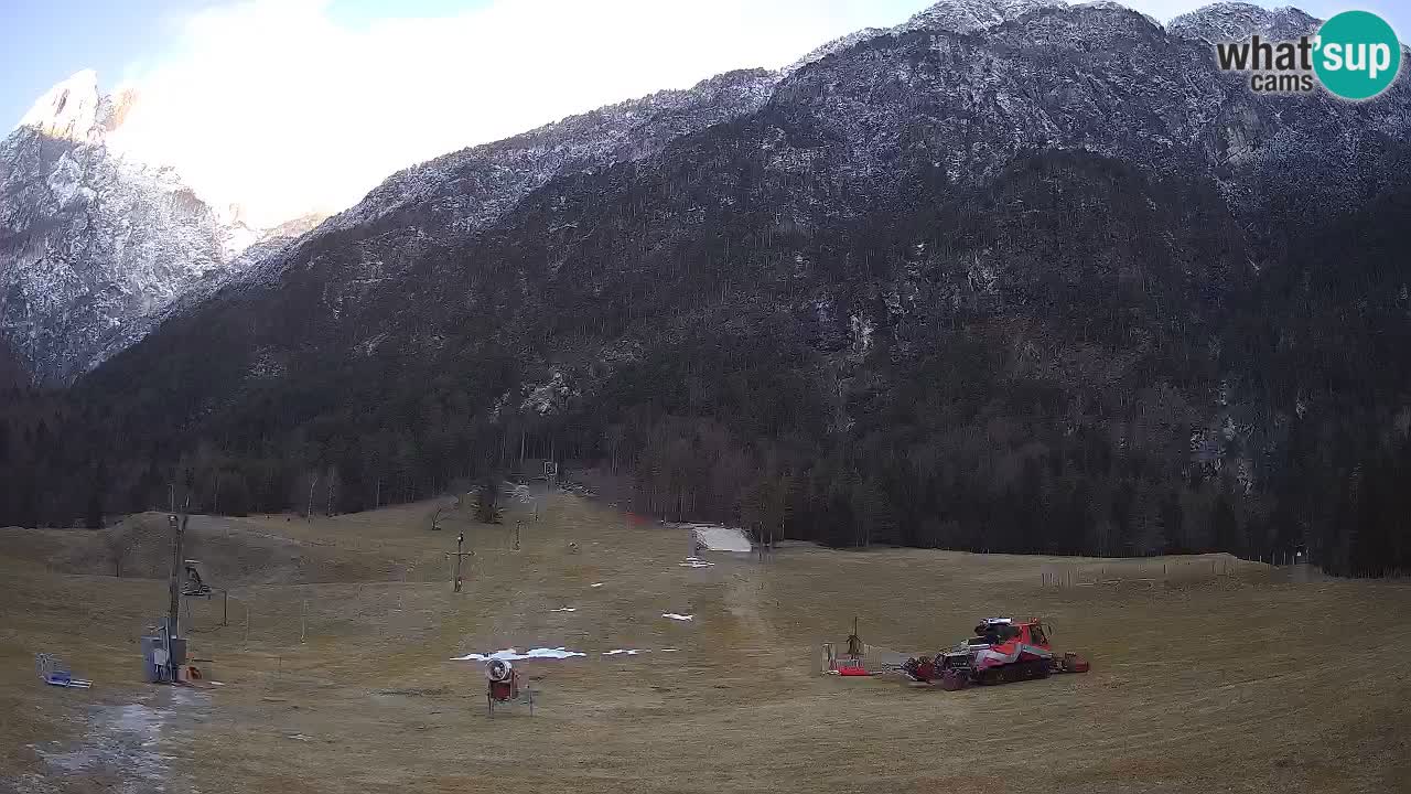 Cámara web en vivo Estación de esquí Log pod Mangartom – Bovec – Eslovenia