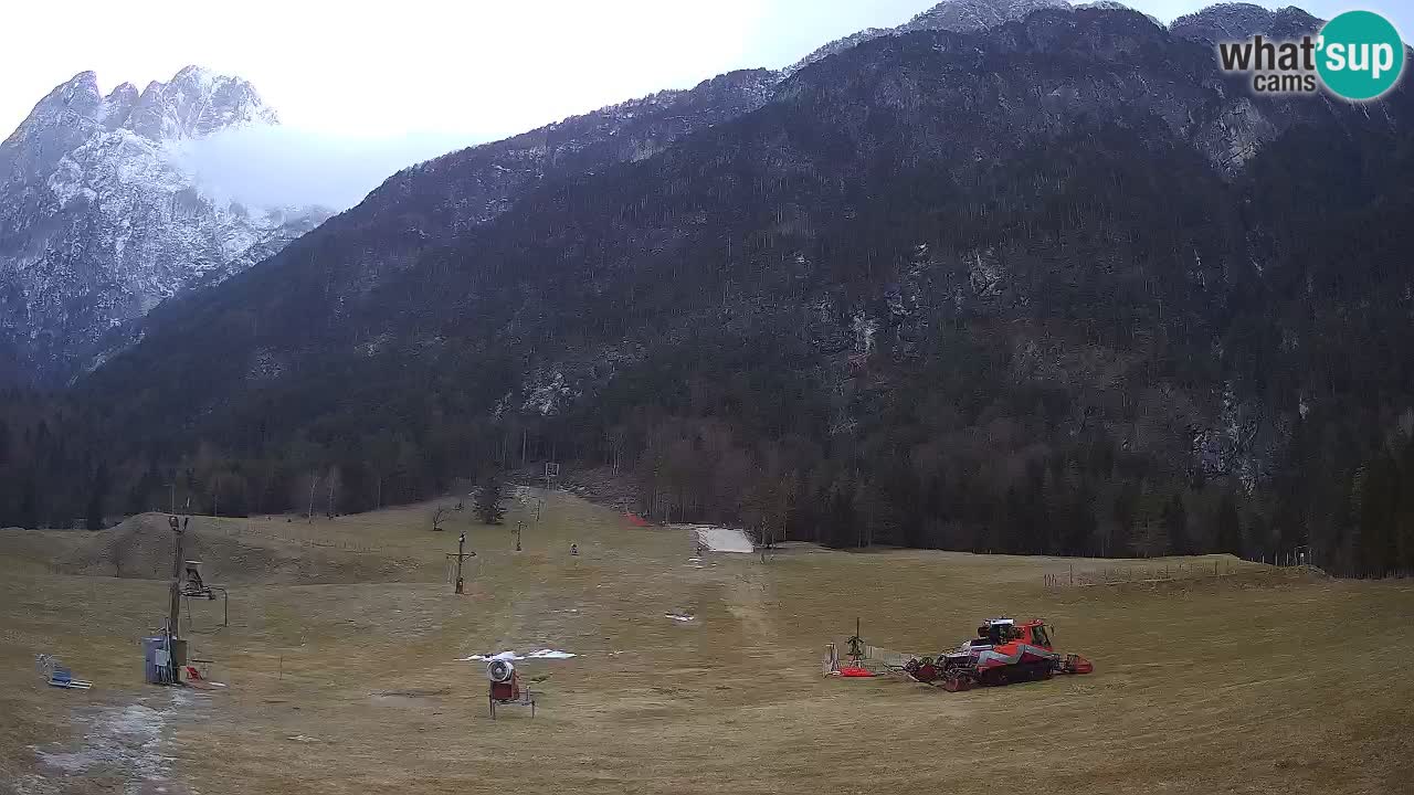 Cámara web en vivo Estación de esquí Log pod Mangartom – Bovec – Eslovenia