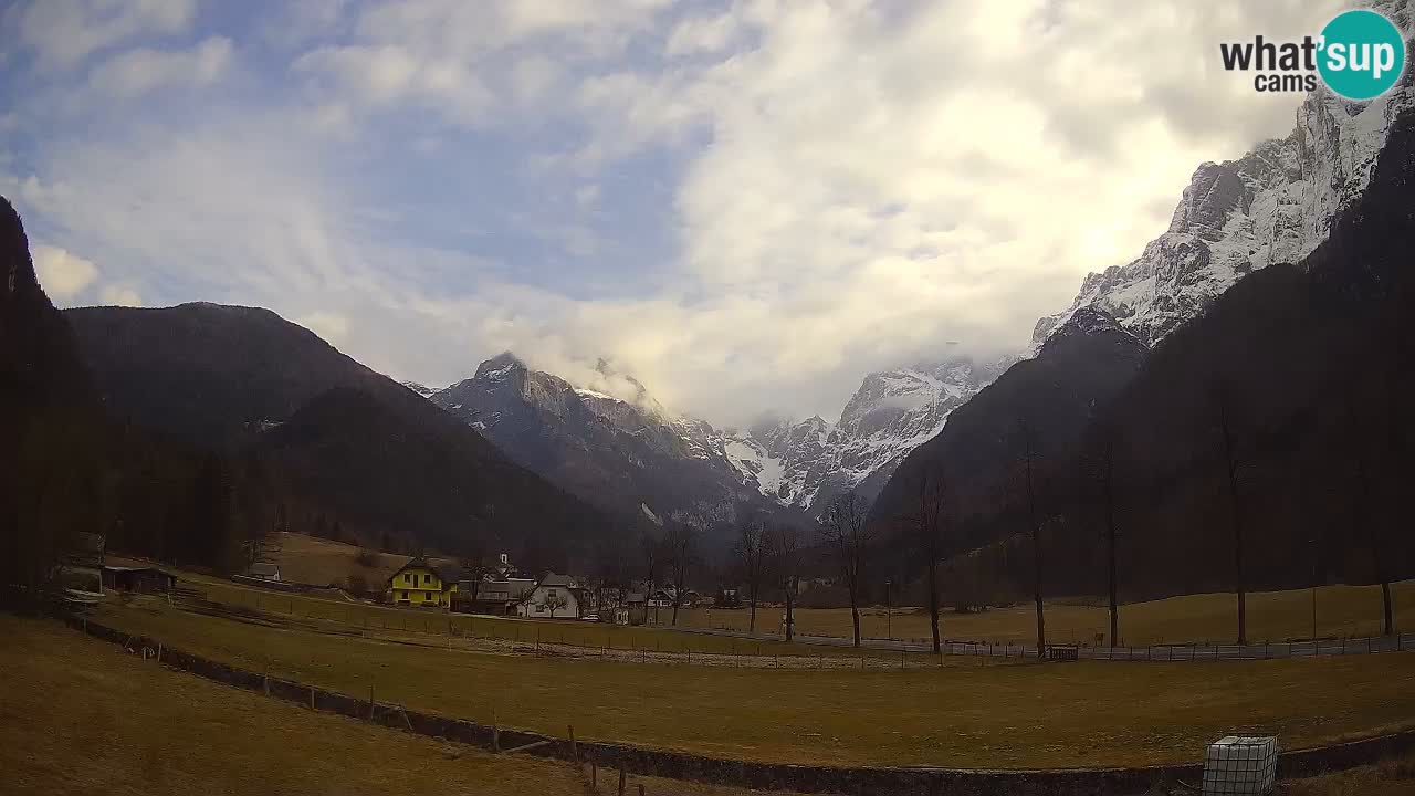 Spletna kamera Smučišče Log pod Mangartom – Bovec