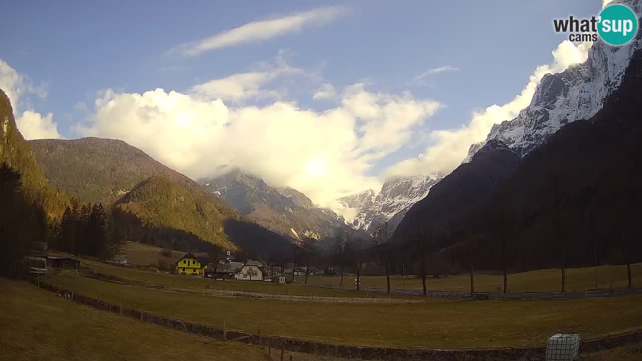 Spletna kamera Smučišče Log pod Mangartom – Bovec