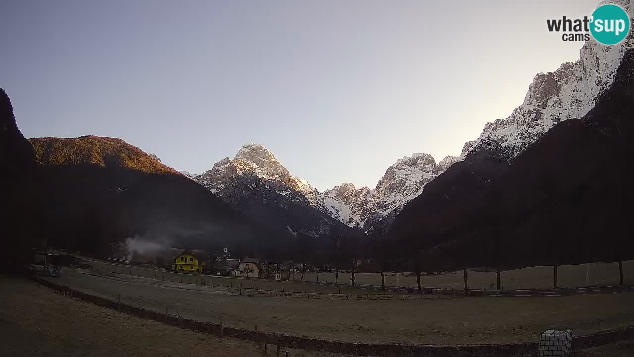 Spletna kamera Smučišče Log pod Mangartom – Bovec