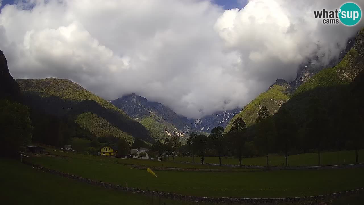 Spletna kamera Smučišče Log pod Mangartom – Bovec