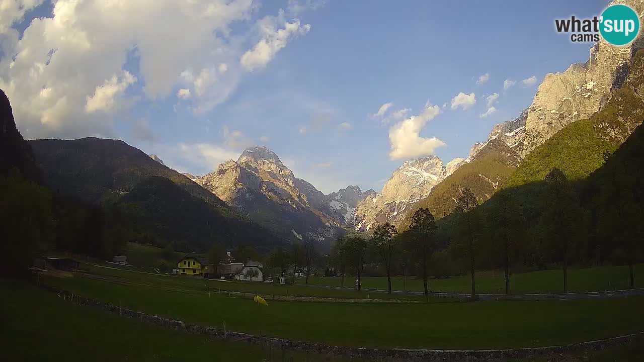 Spletna kamera Smučišče Log pod Mangartom – Bovec