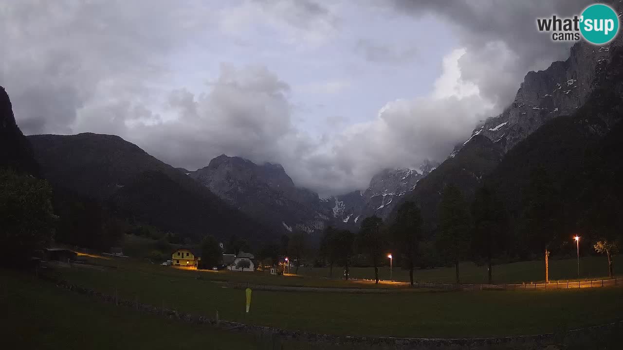 Spletna kamera Smučišče Log pod Mangartom – Bovec