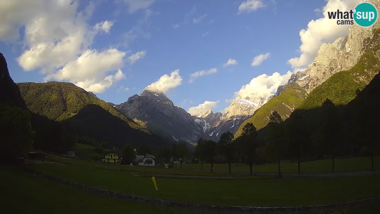 Spletna kamera Smučišče Log pod Mangartom – Bovec
