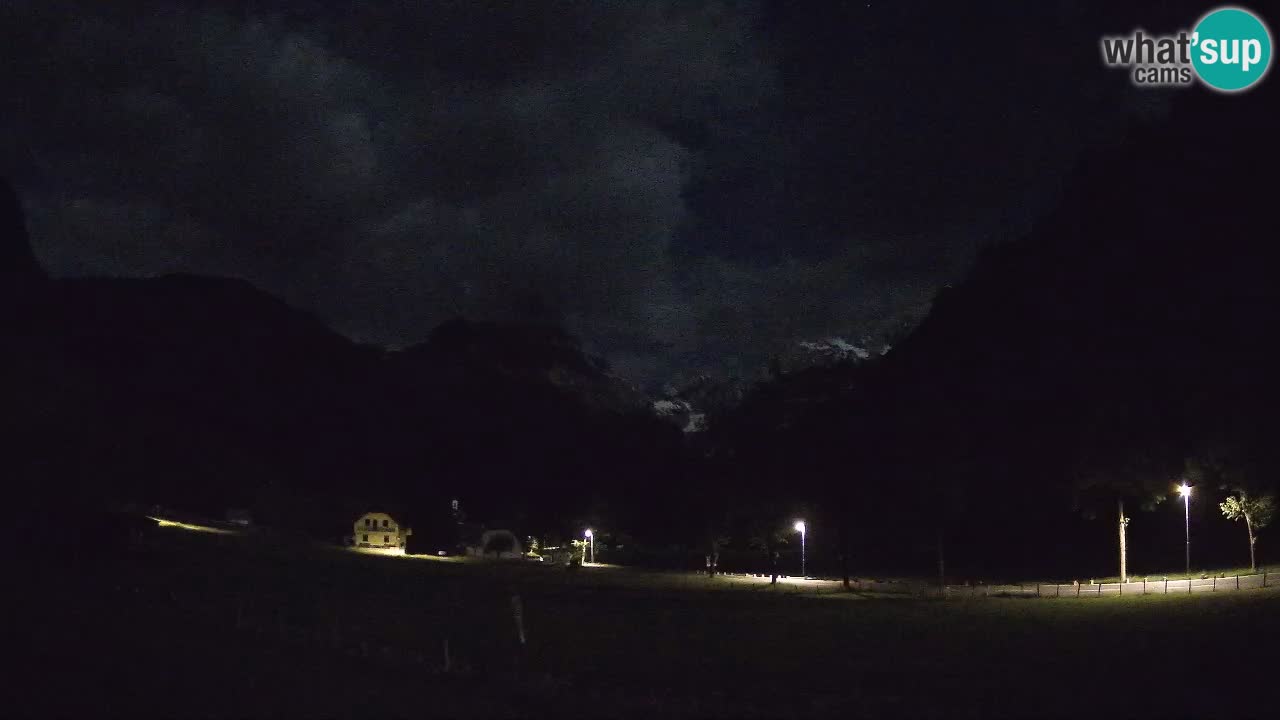 Spletna kamera Smučišče Log pod Mangartom – Bovec