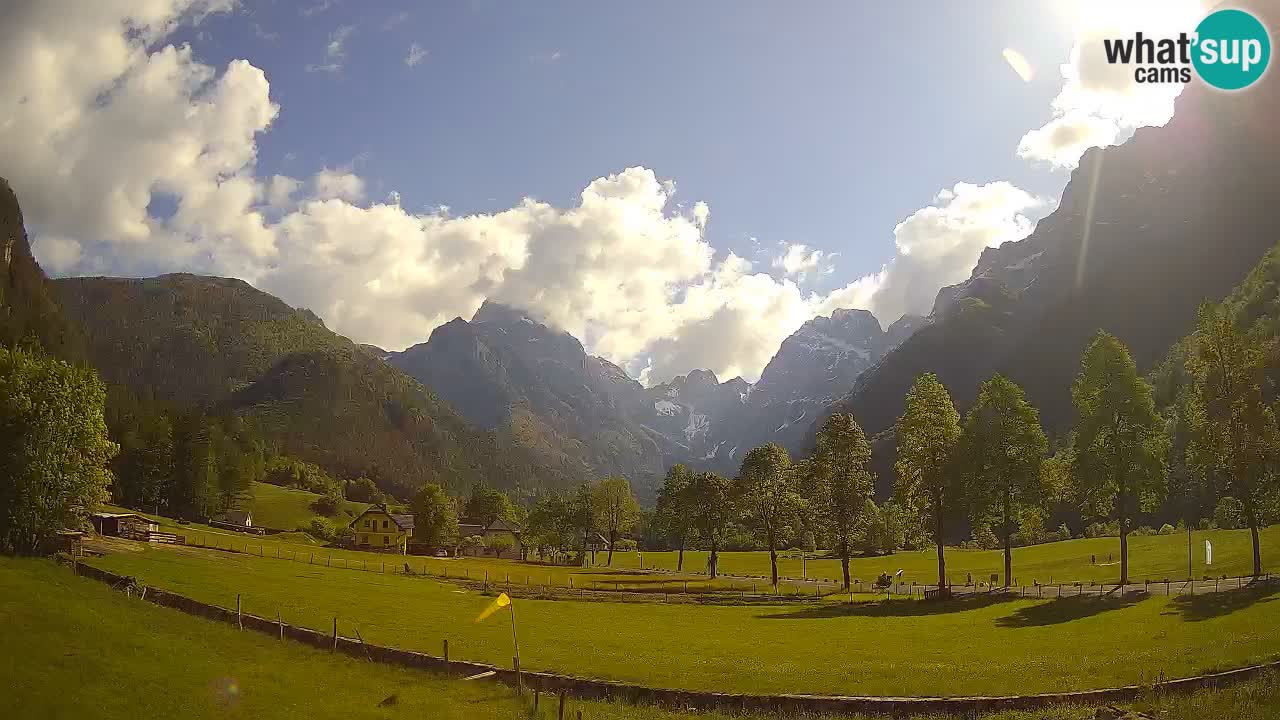 Spletna kamera Smučišče Log pod Mangartom – Bovec