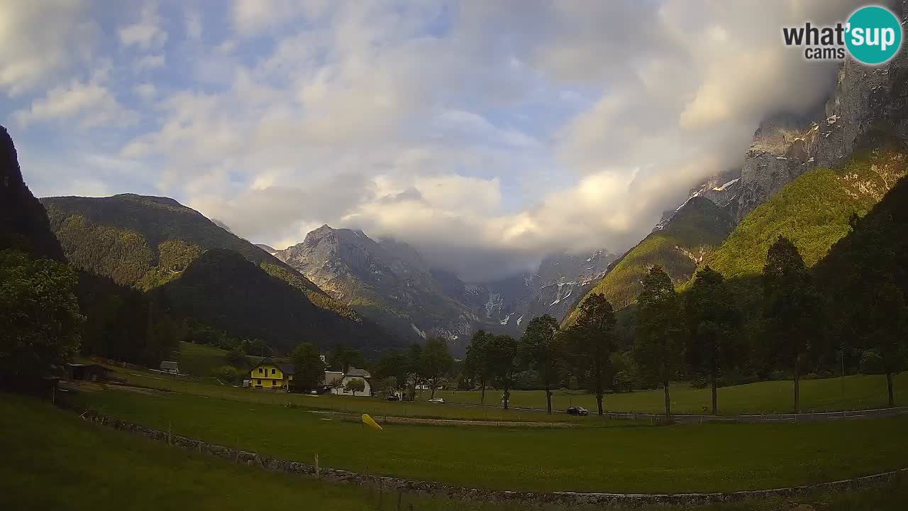 Spletna kamera Smučišče Log pod Mangartom – Bovec