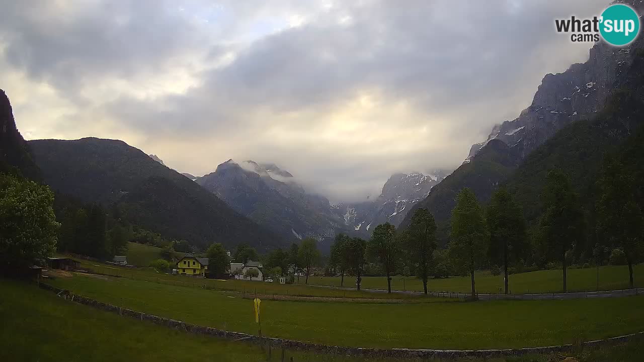 Spletna kamera Smučišče Log pod Mangartom – Bovec