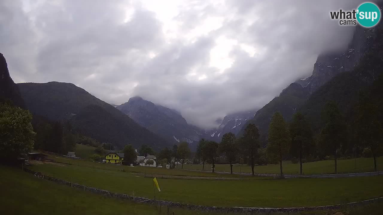 Spletna kamera Smučišče Log pod Mangartom – Bovec