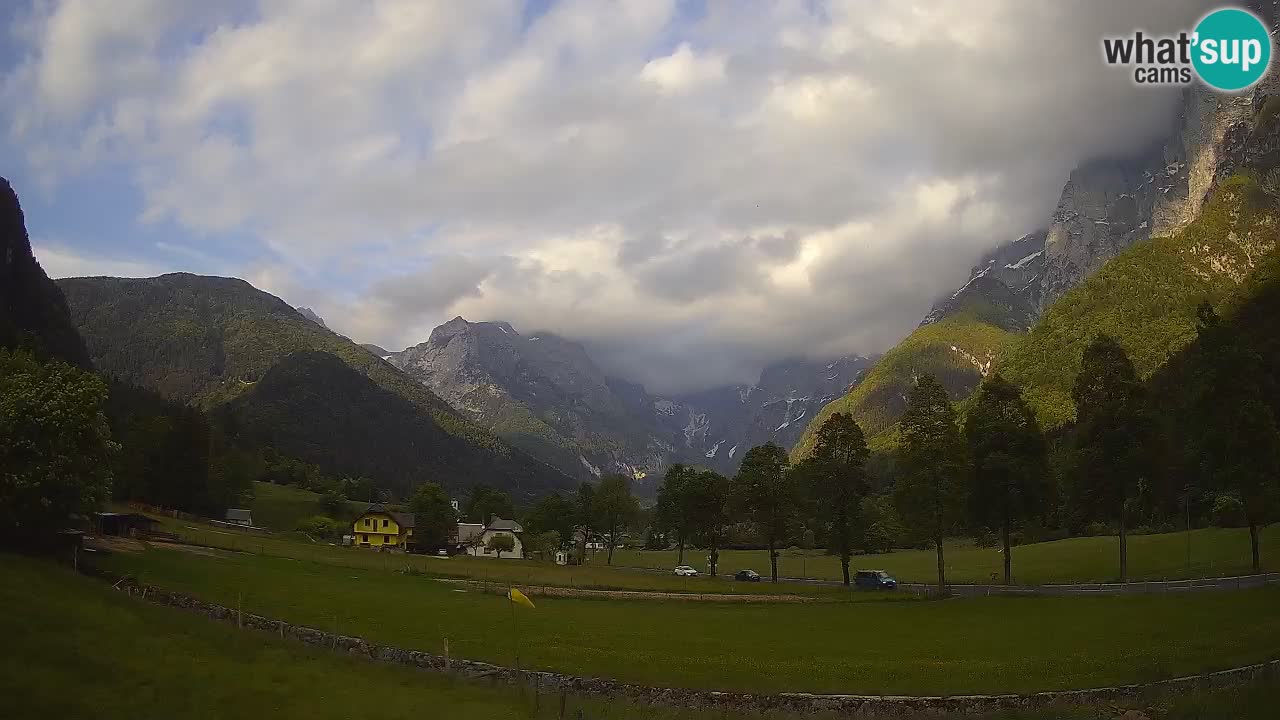 Spletna kamera Smučišče Log pod Mangartom – Bovec
