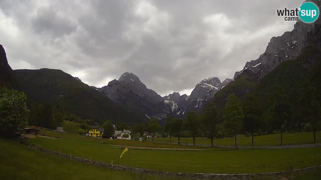 Spletna kamera Smučišče Log pod Mangartom – Bovec