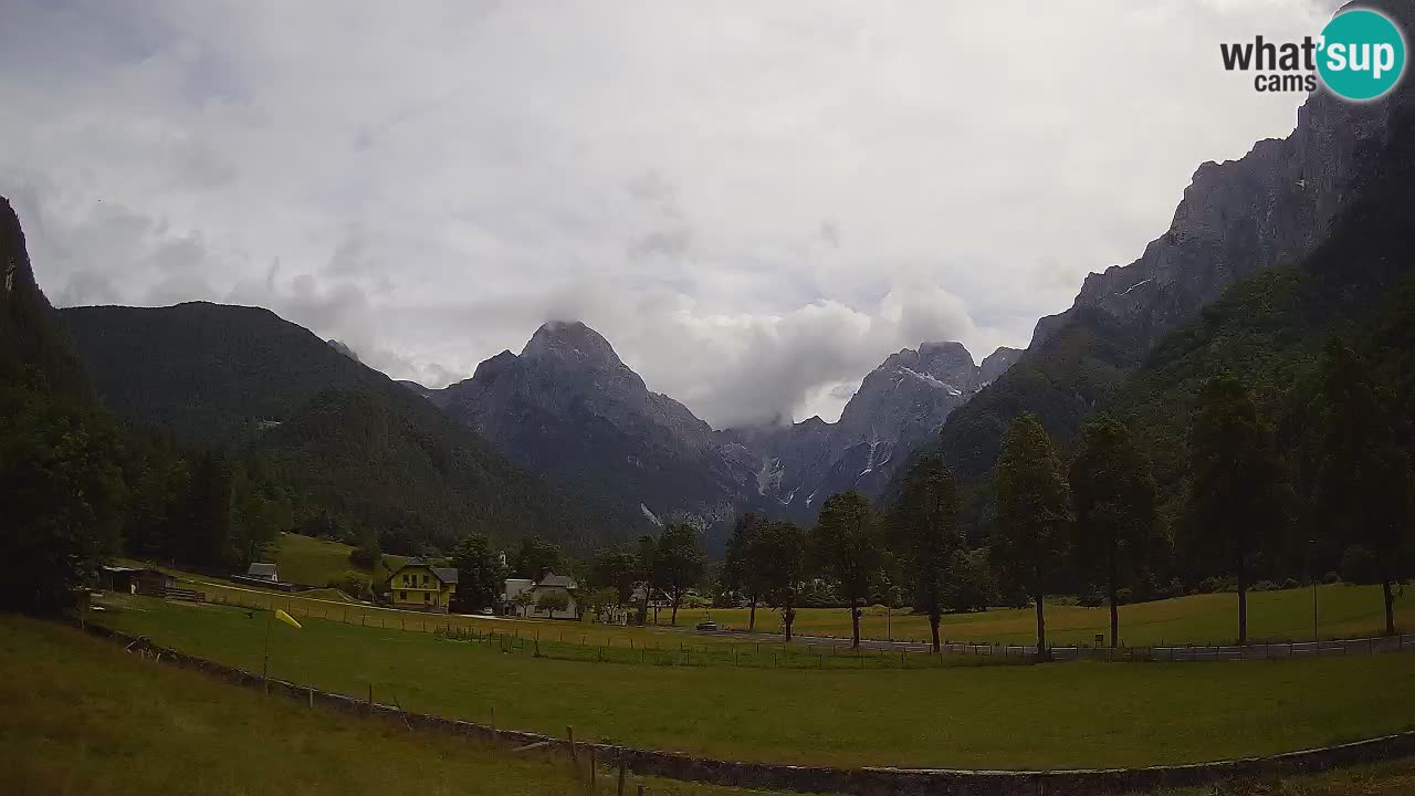 Spletna kamera Smučišče Log pod Mangartom – Bovec