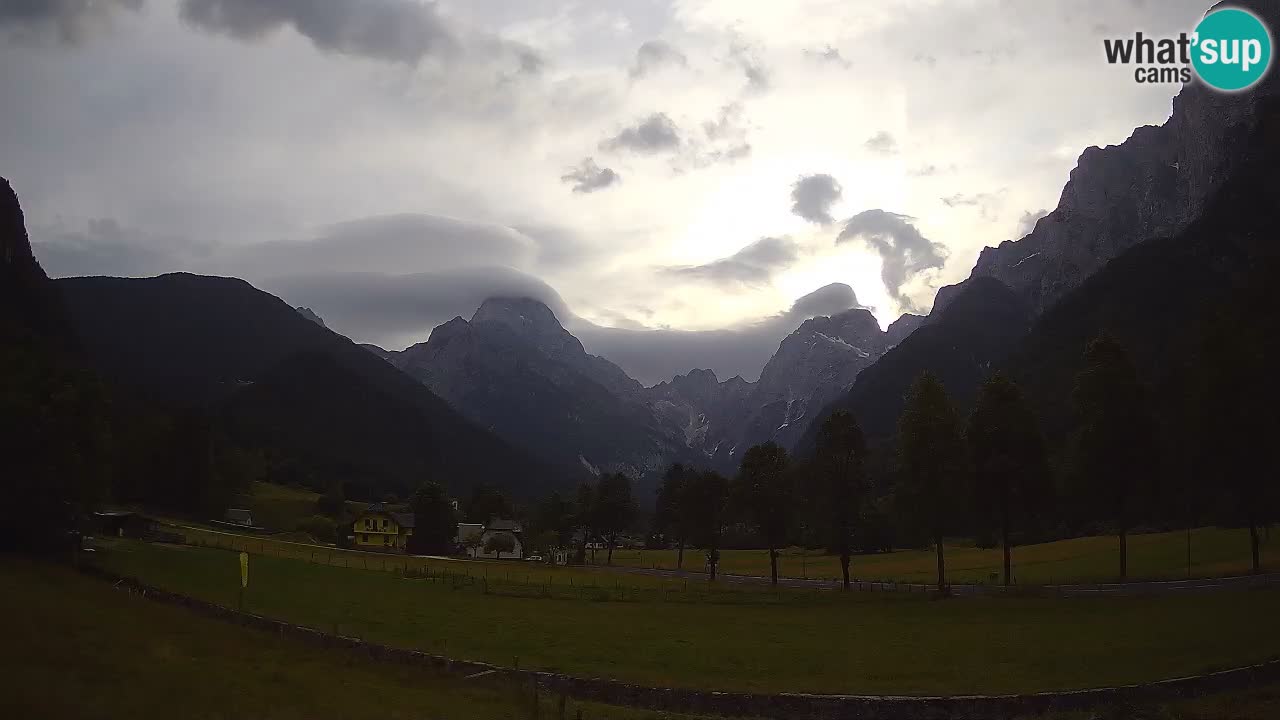 Spletna kamera Smučišče Log pod Mangartom – Bovec