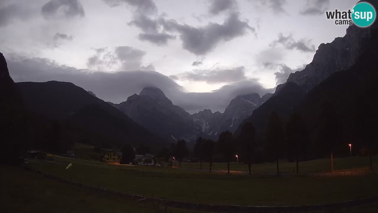 Spletna kamera Smučišče Log pod Mangartom – Bovec