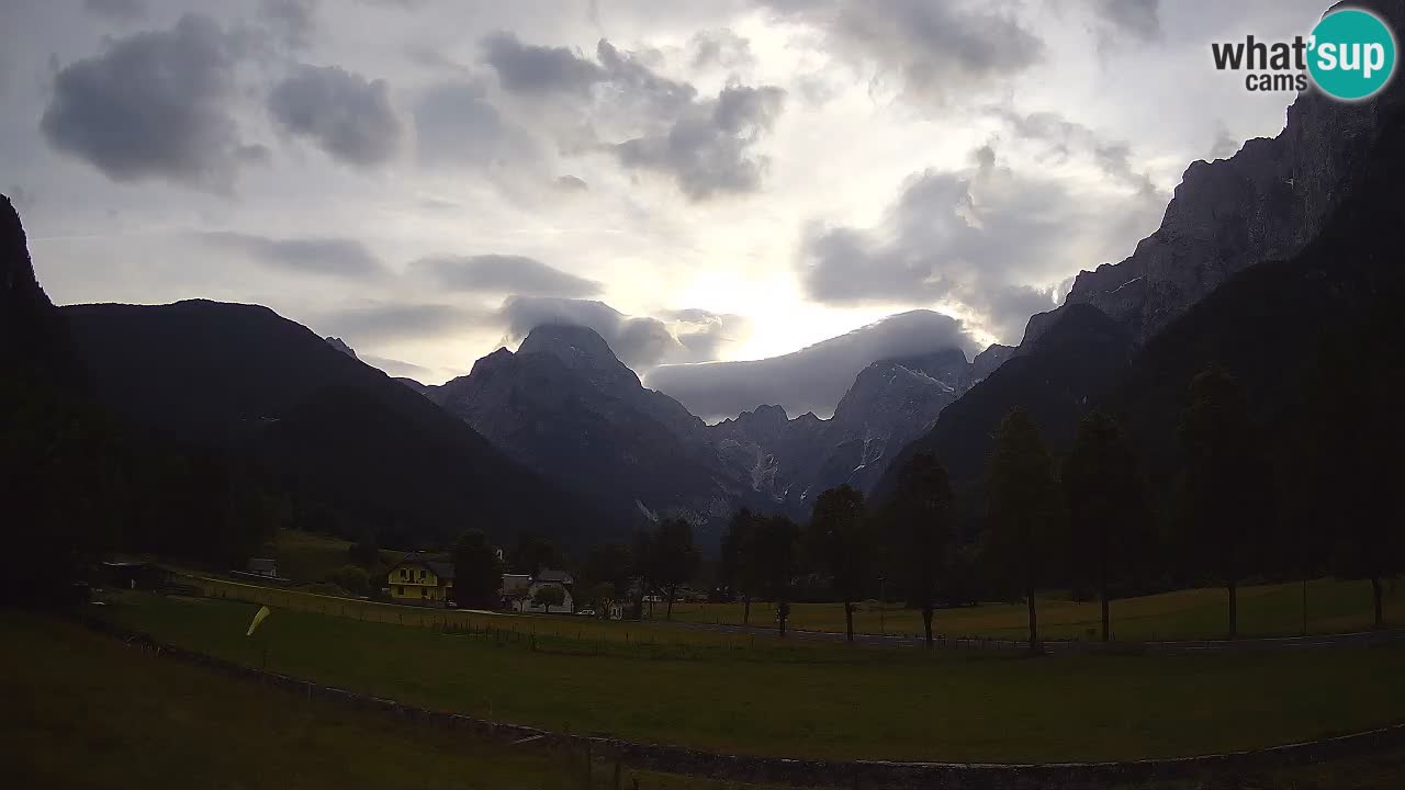 Spletna kamera Smučišče Log pod Mangartom – Bovec