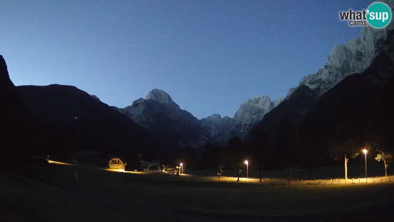 Spletna kamera Smučišče Log pod Mangartom – Bovec