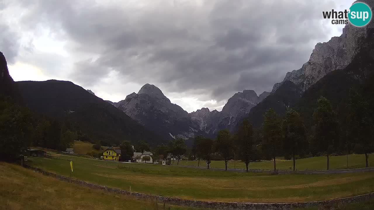 Spletna kamera Smučišče Log pod Mangartom – Bovec
