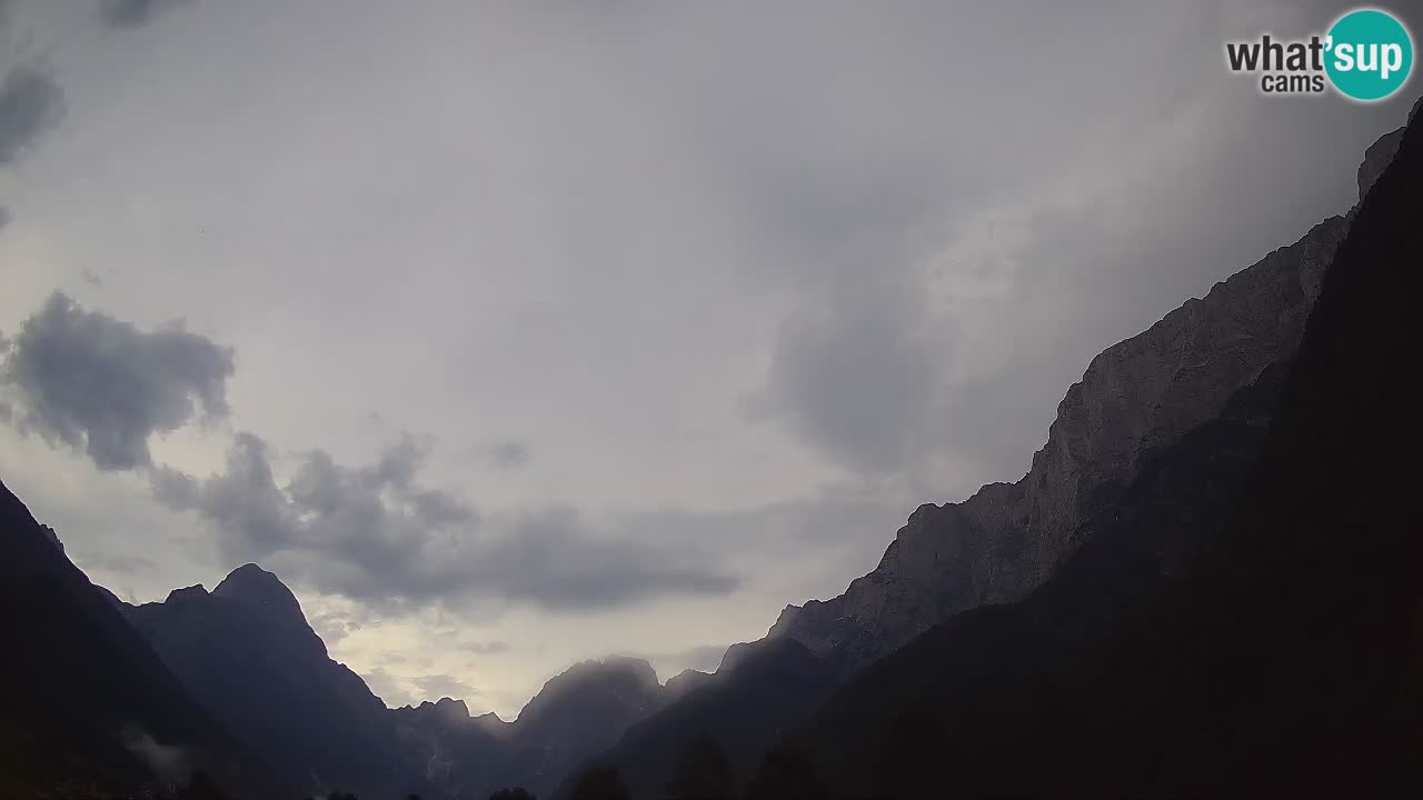 Spletna kamera Smučišče Log pod Mangartom – Bovec
