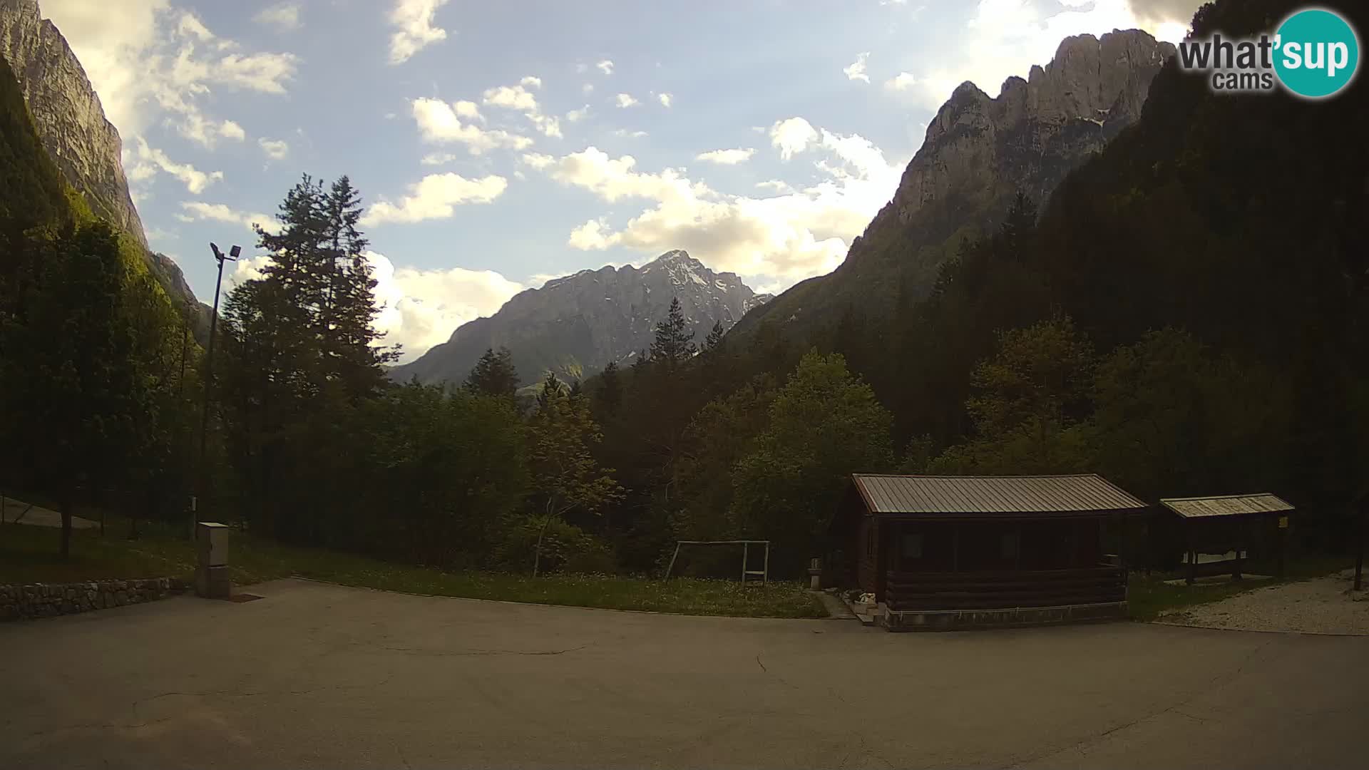 Log pod Mangartom Webcam – Blick auf Jerebica und Rombon – Bovec – Slowenien