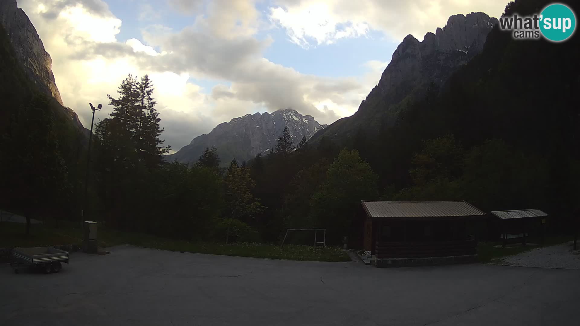 Log pod Mangartom Webcam – Blick auf Jerebica und Rombon – Bovec – Slowenien