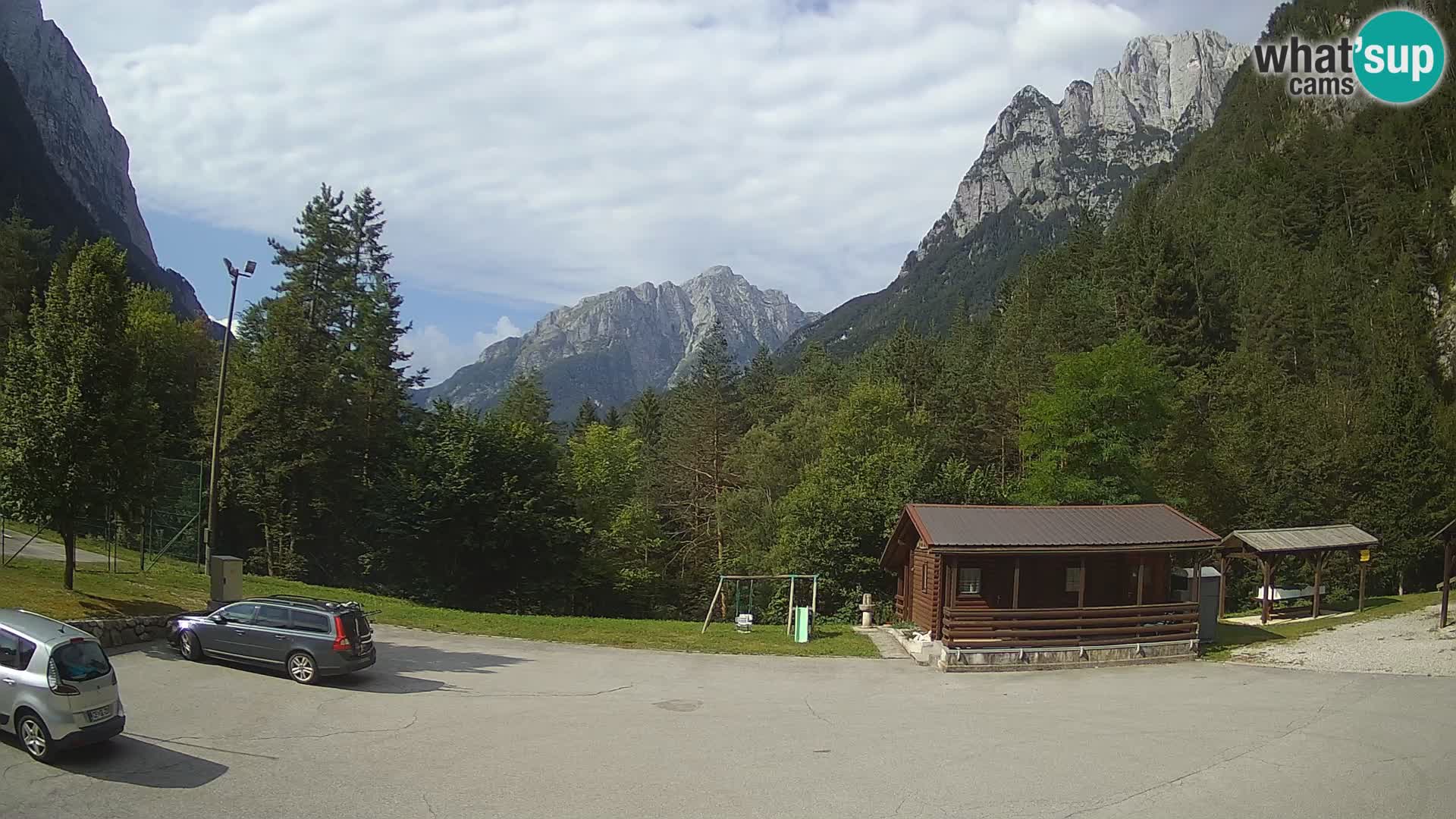 Log pod Mangartom webcam – Vista su Jerebica e Rombon – Bovec – Slovenia