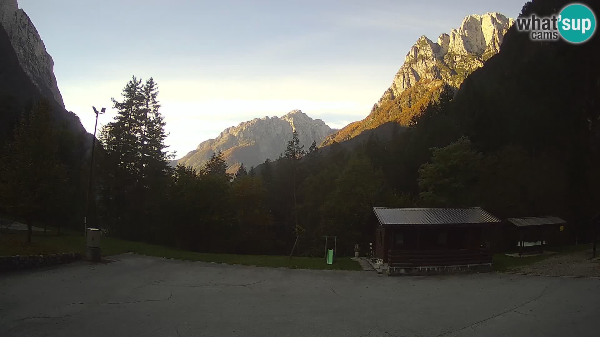 Log pod Mangartom webcam – Vue sur Jerebica et Rombon – Bovec – Slovénie