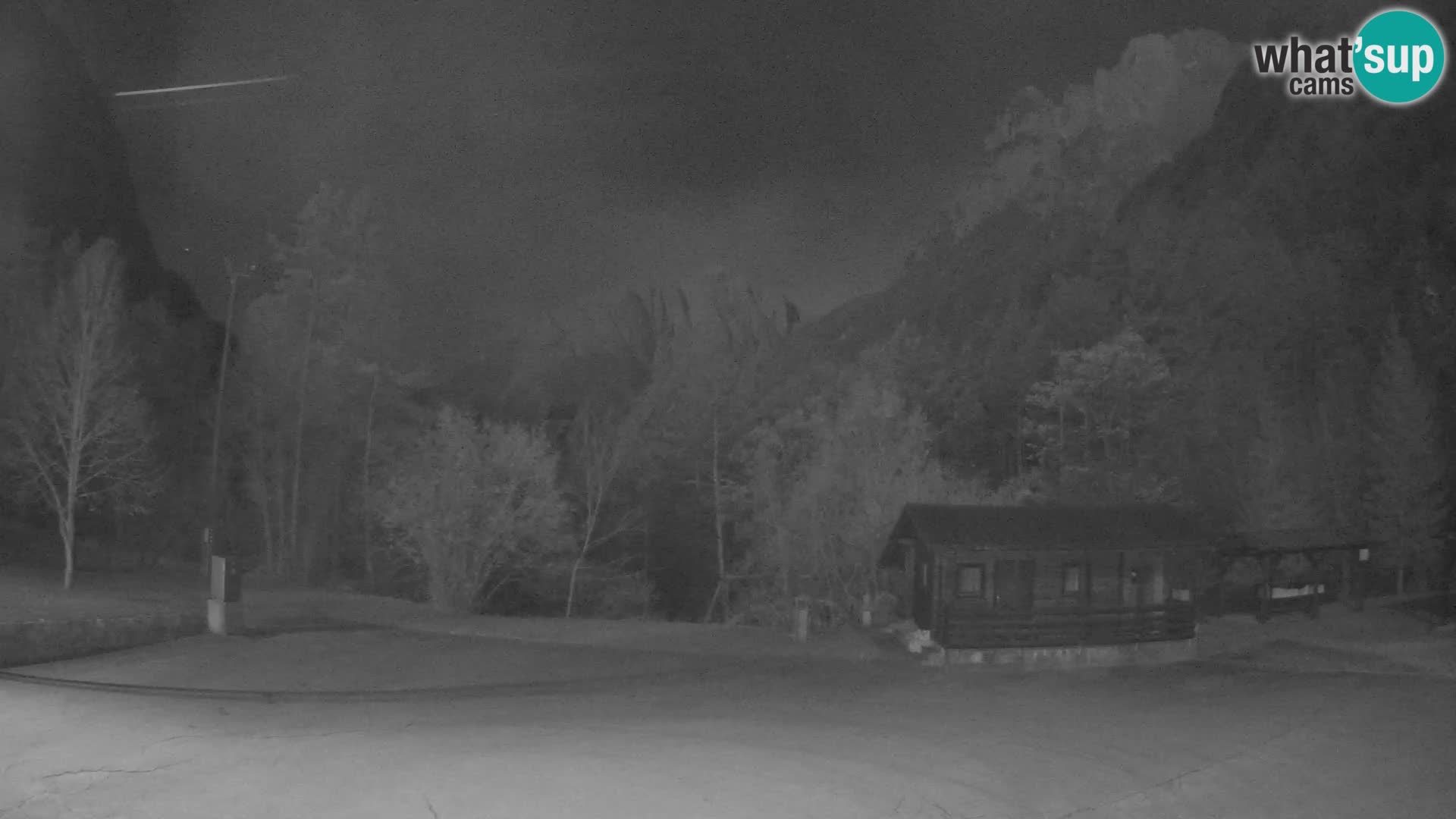 Log pod Mangartom webcam – Vista su Jerebica e Rombon – Bovec – Slovenia