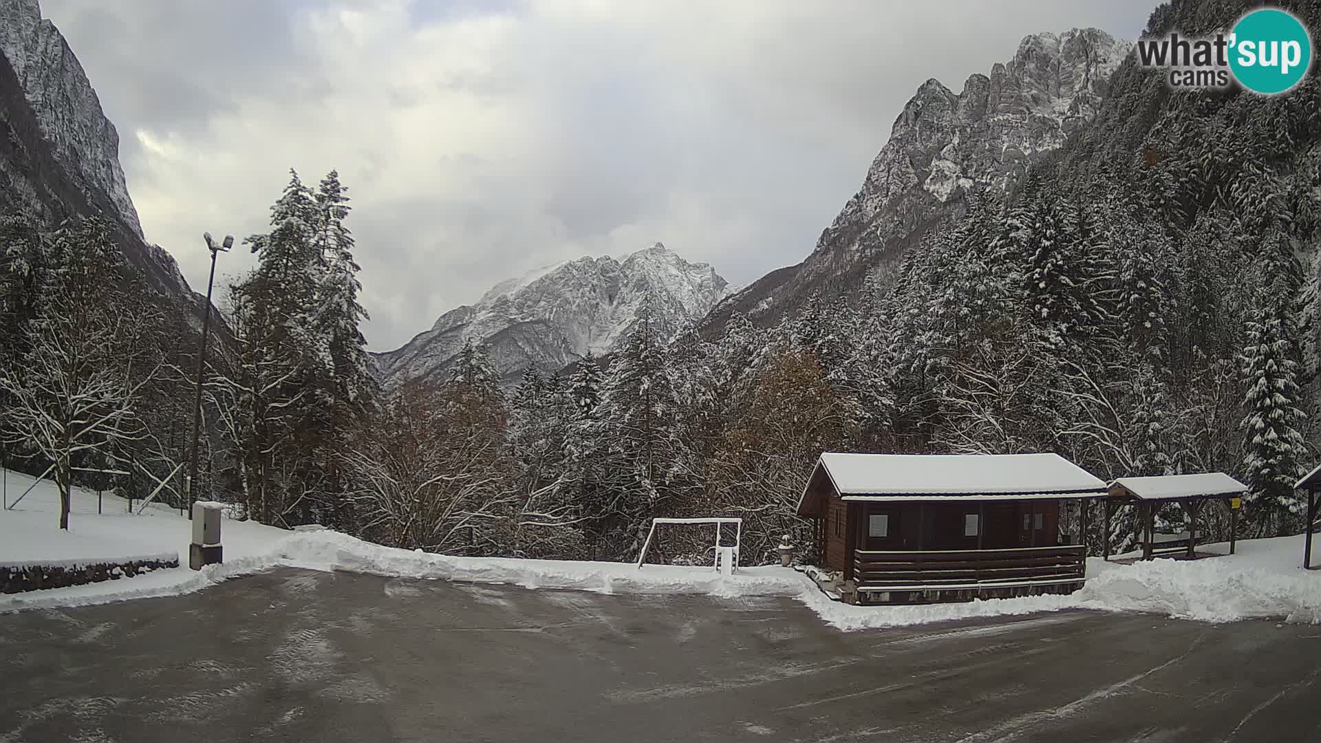 Cámara web Log pod Mangartom – Vista a Jerebica y Rombon – Bovec – Eslovenia