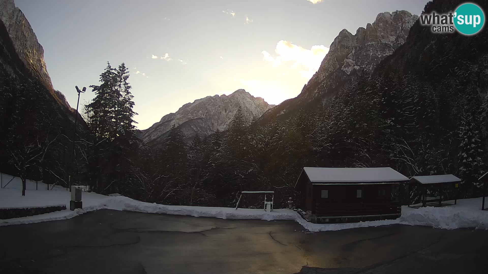 Log pod Mangartom Webcam – Blick auf Jerebica und Rombon – Bovec – Slowenien