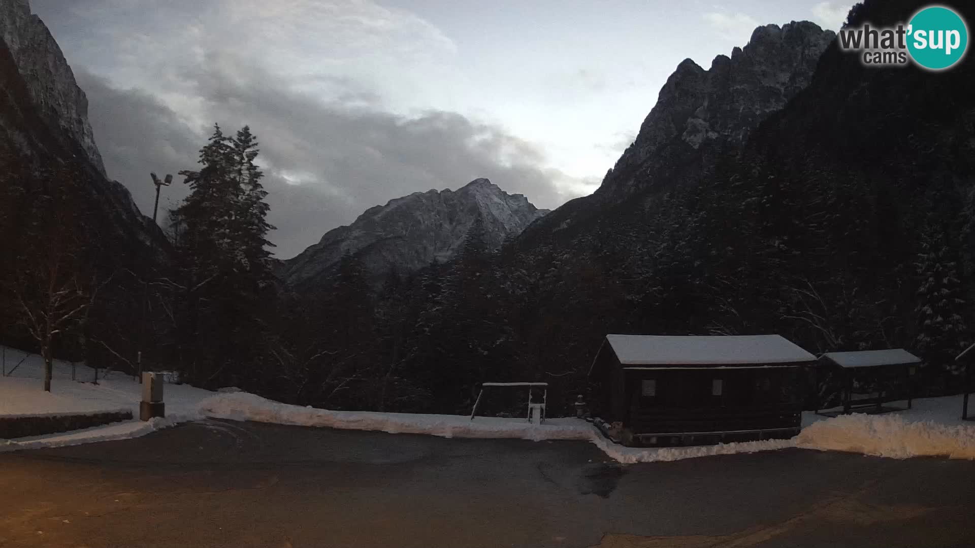 Log pod Mangartom Webcam – Blick auf Jerebica und Rombon – Bovec – Slowenien