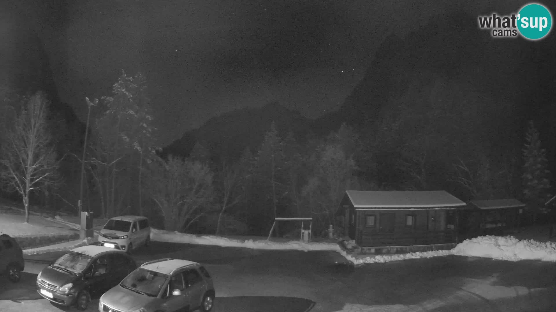 Log pod Mangartom webcam – Vista su Jerebica e Rombon – Bovec – Slovenia