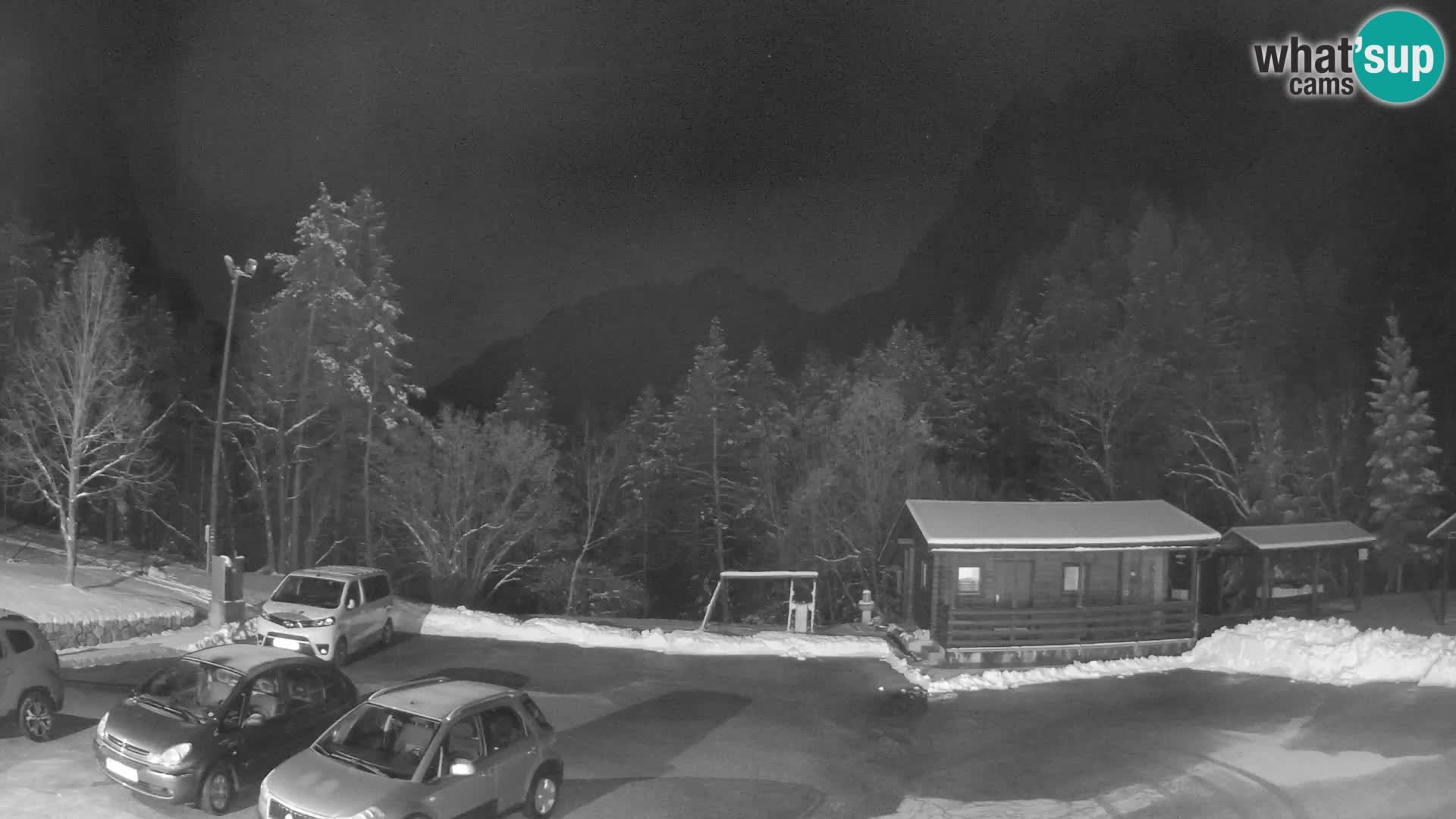 Log pod Mangartom webcam – Vista su Jerebica e Rombon – Bovec – Slovenia