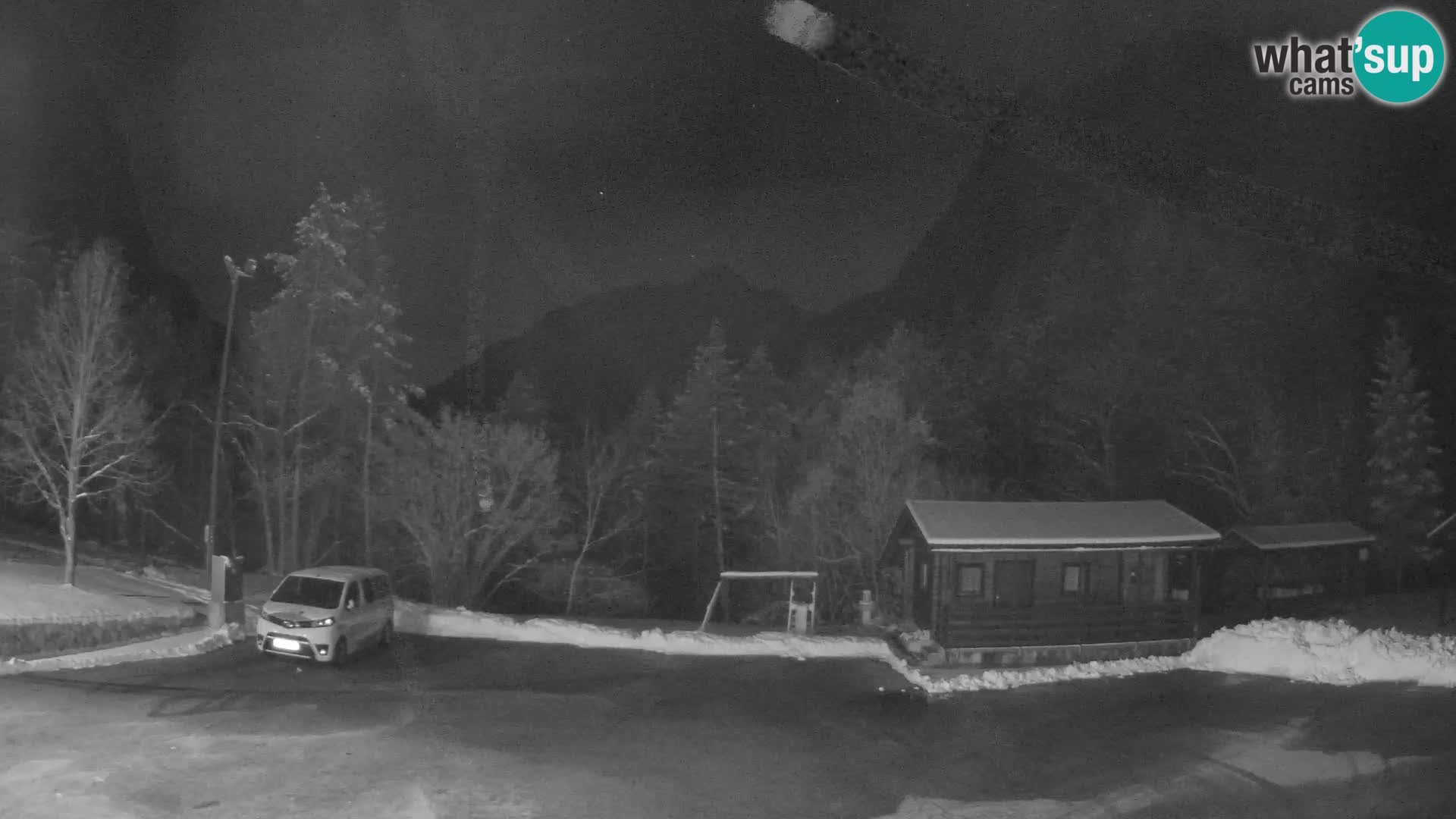 Log pod Mangartom webcam – Vista su Jerebica e Rombon – Bovec – Slovenia