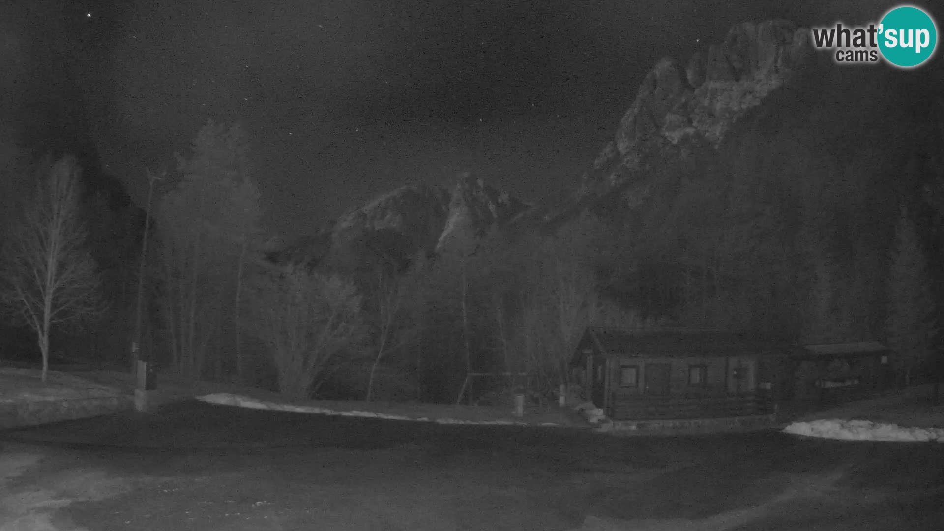 Log pod Mangartom webcam – Vista su Jerebica e Rombon – Bovec – Slovenia