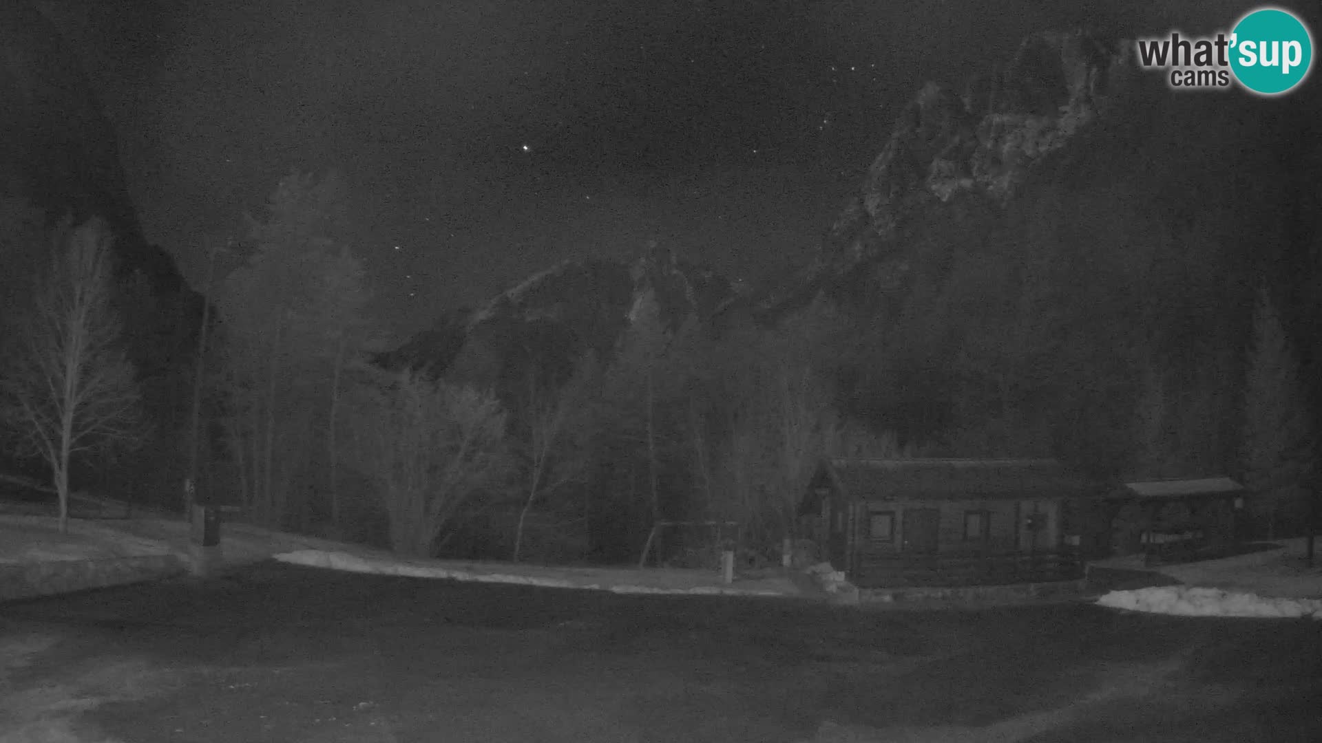 Log pod Mangartom webcam – Vista su Jerebica e Rombon – Bovec – Slovenia