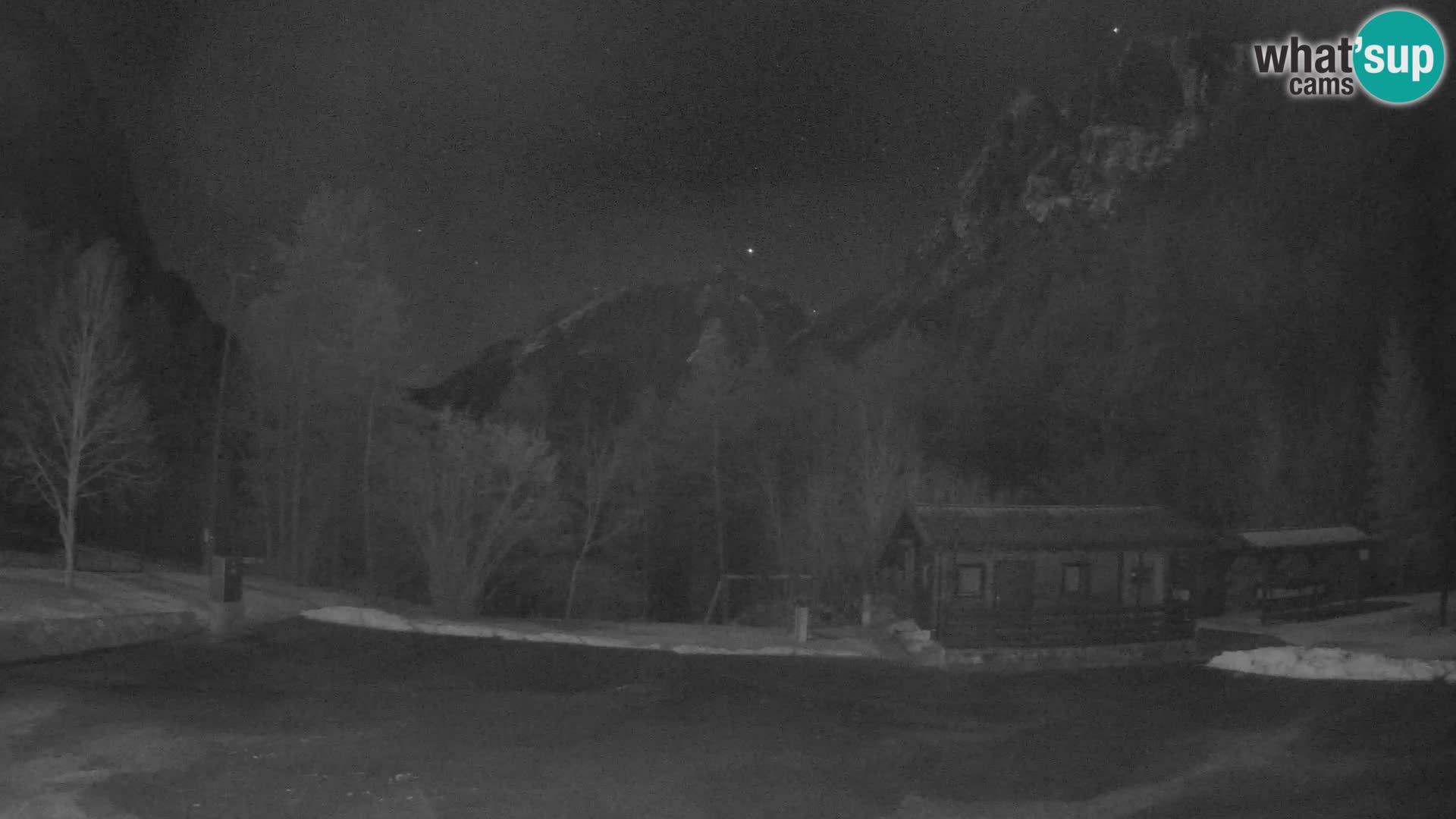 Log pod Mangartom webcam – Vista su Jerebica e Rombon – Bovec – Slovenia