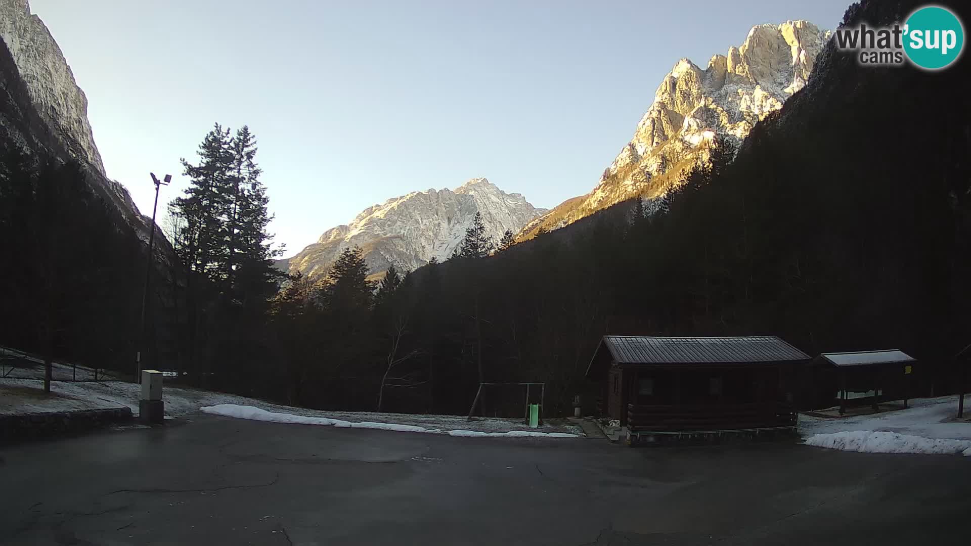 Log pod Mangartom Webcam – Blick auf Jerebica und Rombon – Bovec – Slowenien