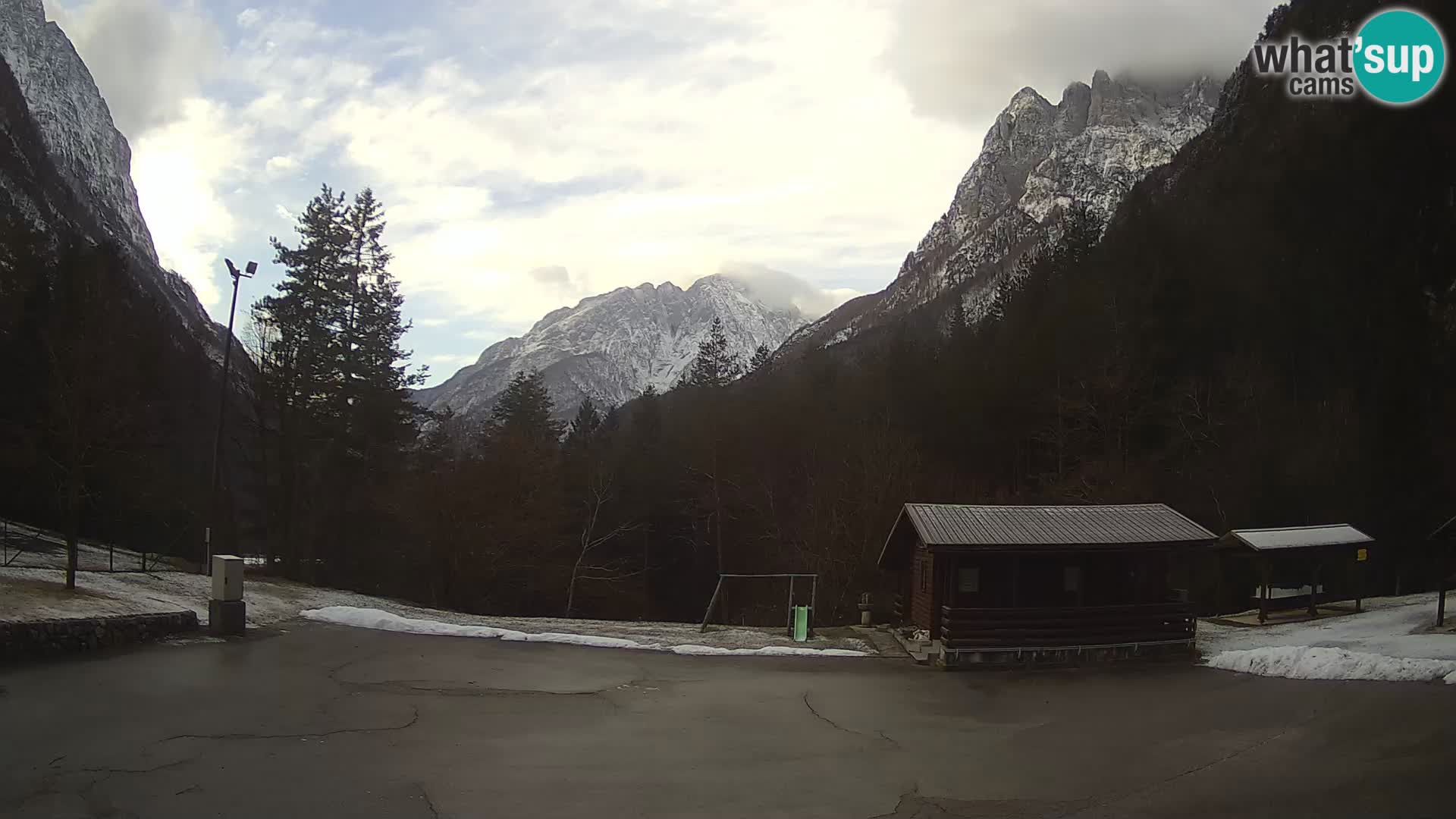 Log pod Mangartom webcam – Vue sur Jerebica et Rombon – Bovec – Slovénie