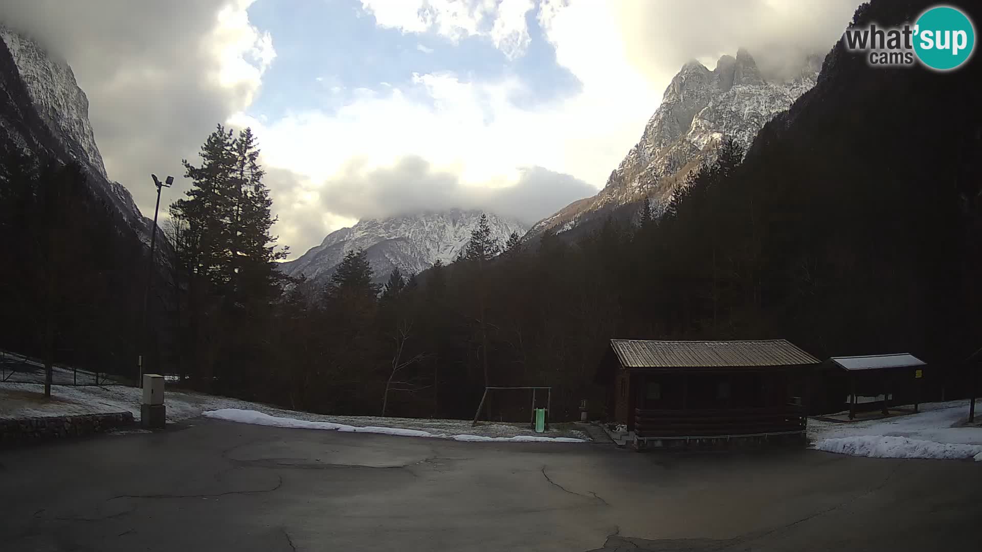 Log pod Mangartom webcam – Vue sur Jerebica et Rombon – Bovec – Slovénie