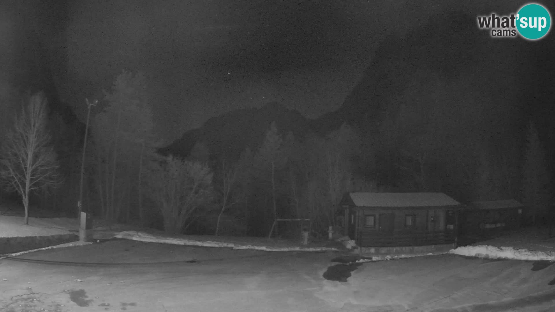 Log pod Mangartom webcam – Vista su Jerebica e Rombon – Bovec – Slovenia