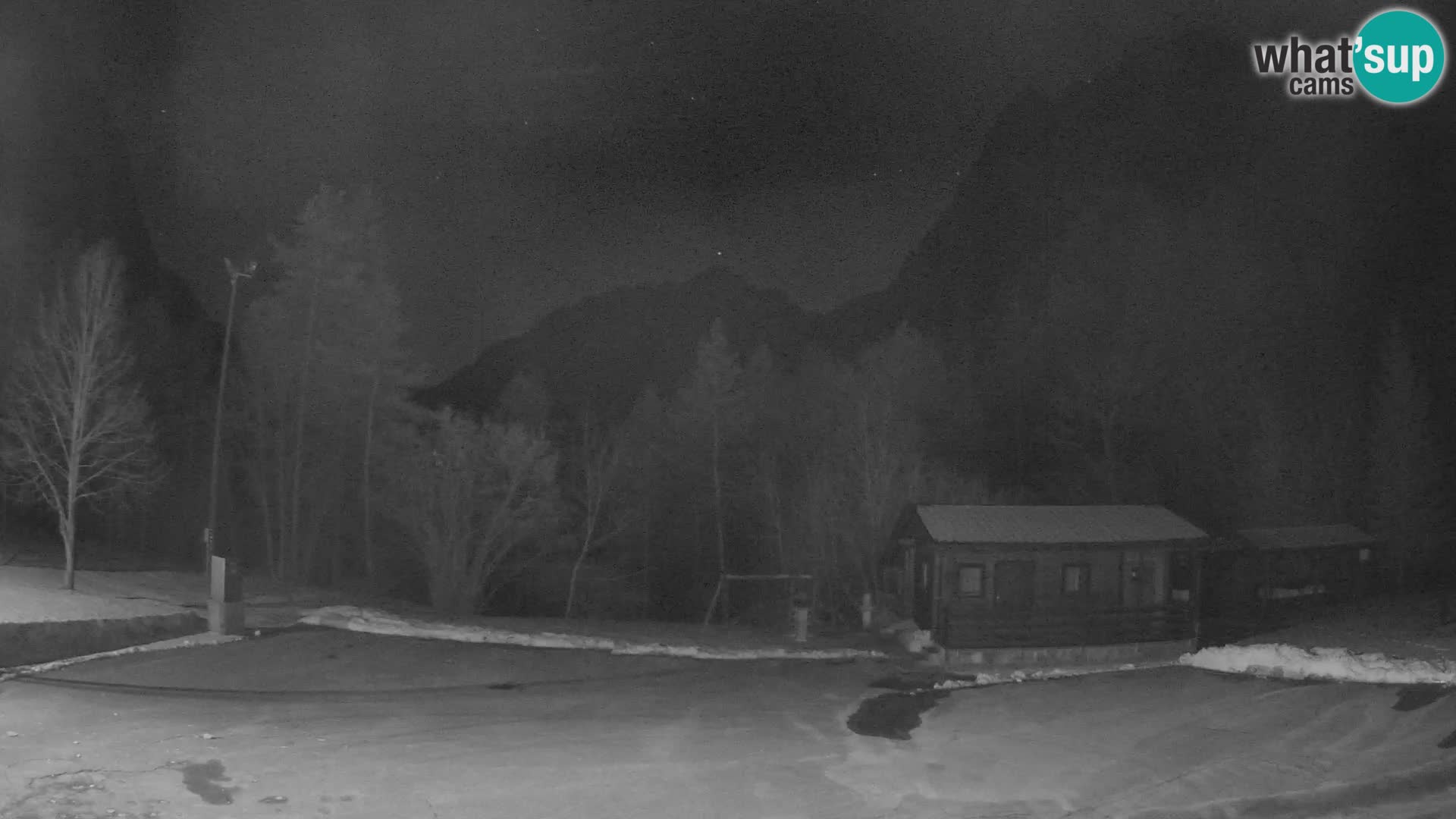 Log pod Mangartom webcam – Vista su Jerebica e Rombon – Bovec – Slovenia