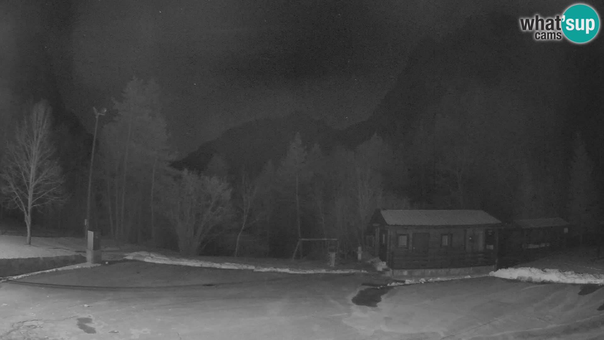 Log pod Mangartom webcam – Vista su Jerebica e Rombon – Bovec – Slovenia