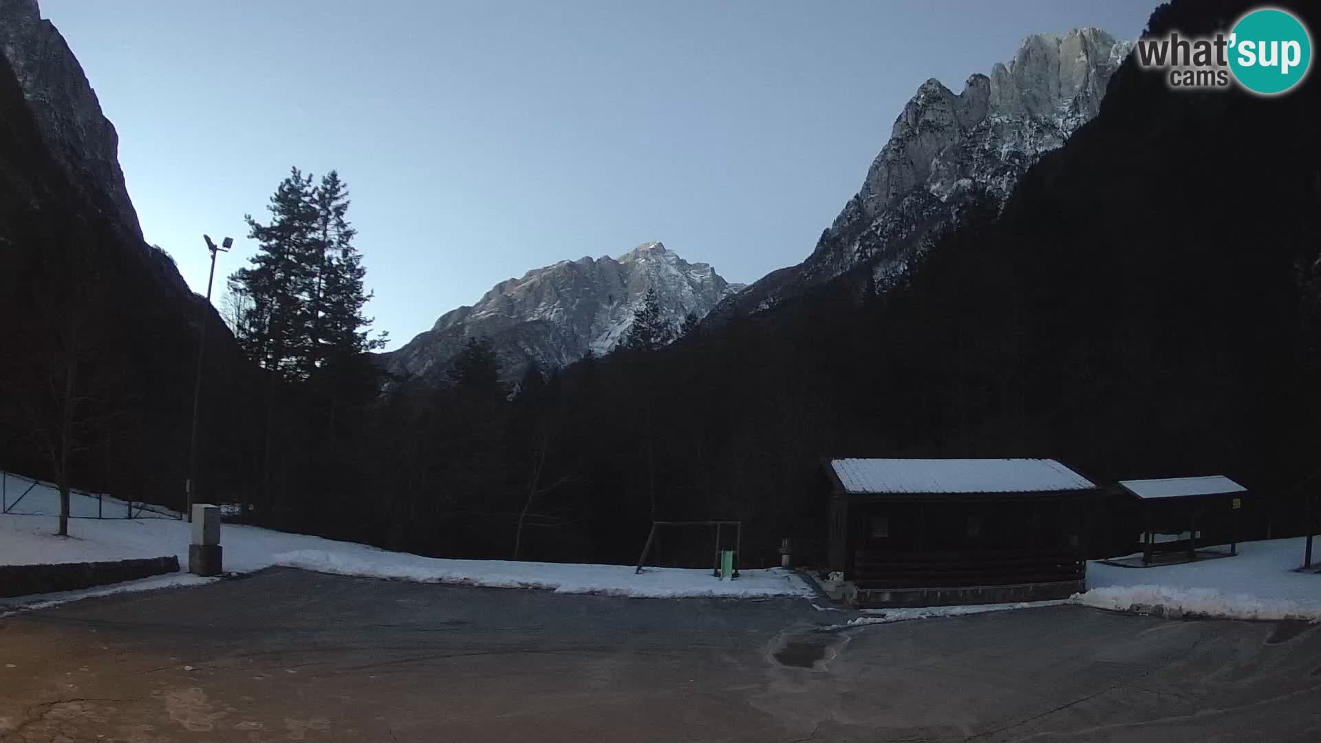 Log pod Mangartom webcam – Vue sur Jerebica et Rombon – Bovec – Slovénie