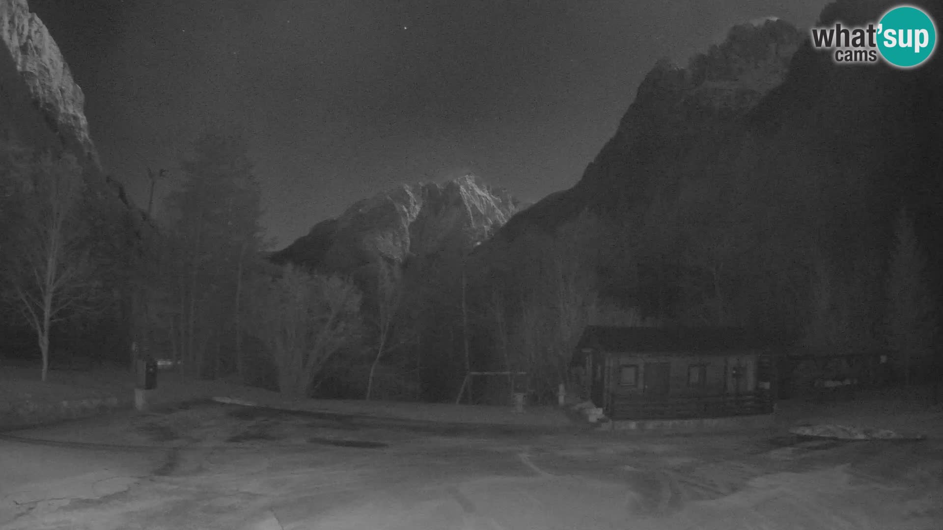 Log pod Mangartom webcam – Vue sur Jerebica et Rombon – Bovec – Slovénie