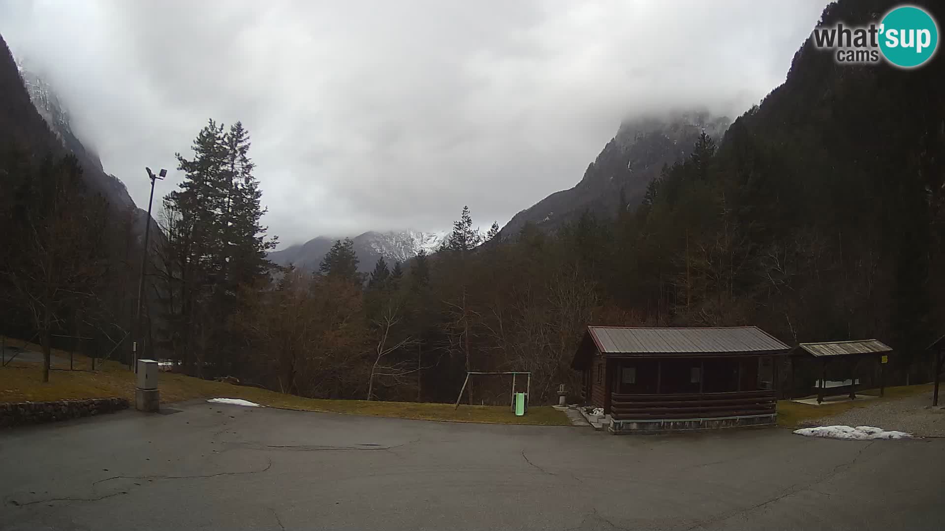 Log pod Mangartom webcam – Vue sur Jerebica et Rombon – Bovec – Slovénie