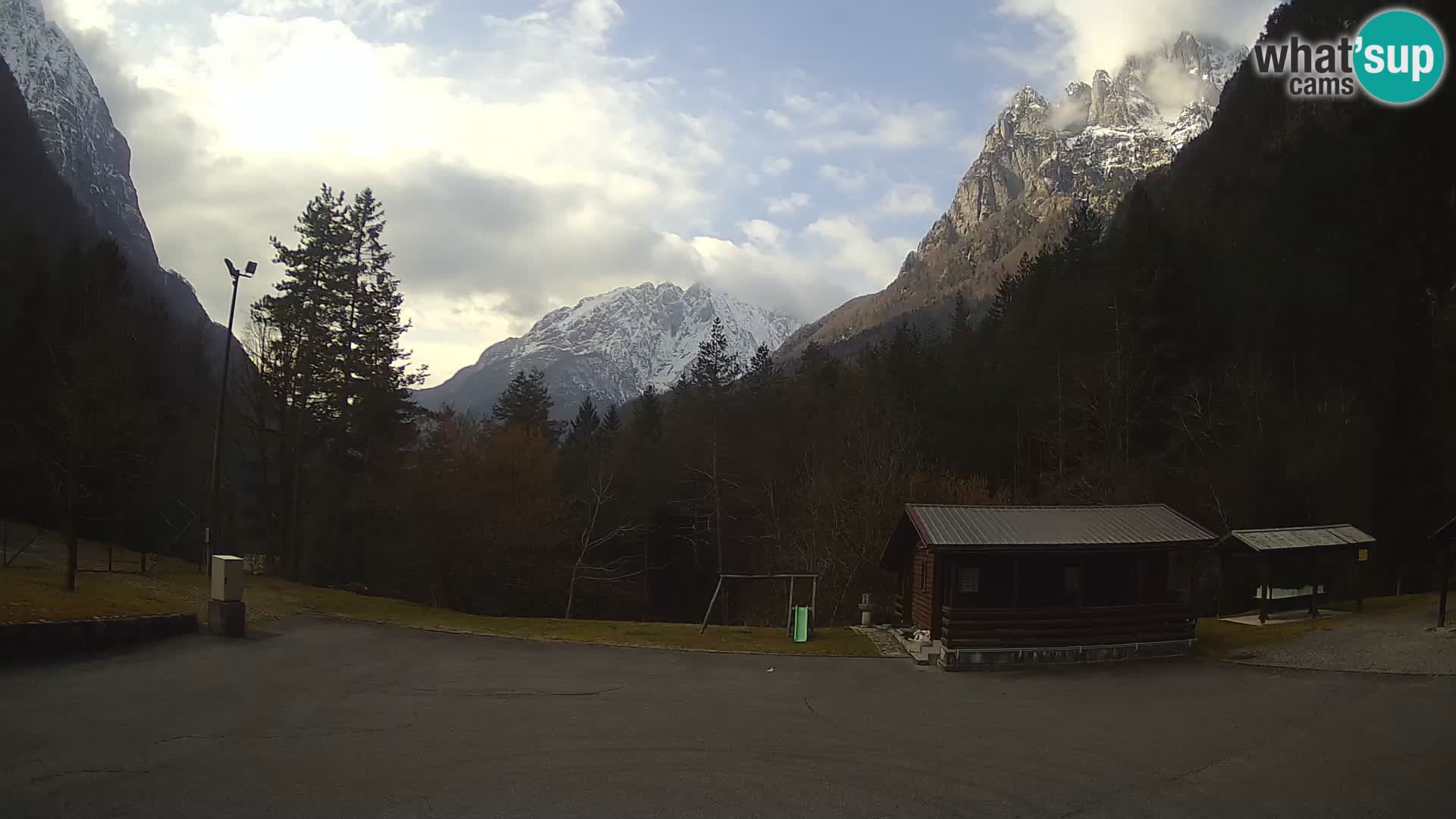 Log pod Mangartom Webcam – Blick auf Jerebica und Rombon – Bovec – Slowenien