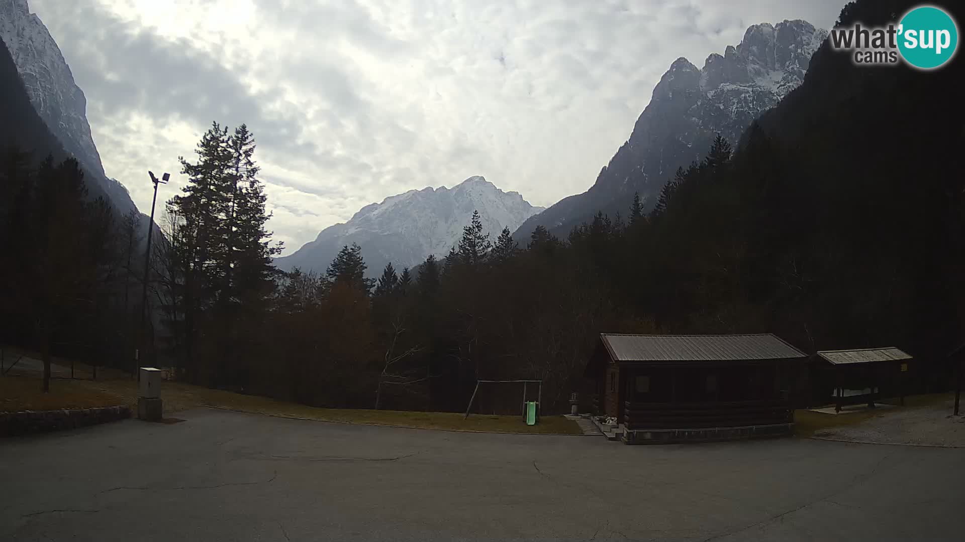 Log pod Mangartom webcam – Vue sur Jerebica et Rombon – Bovec – Slovénie